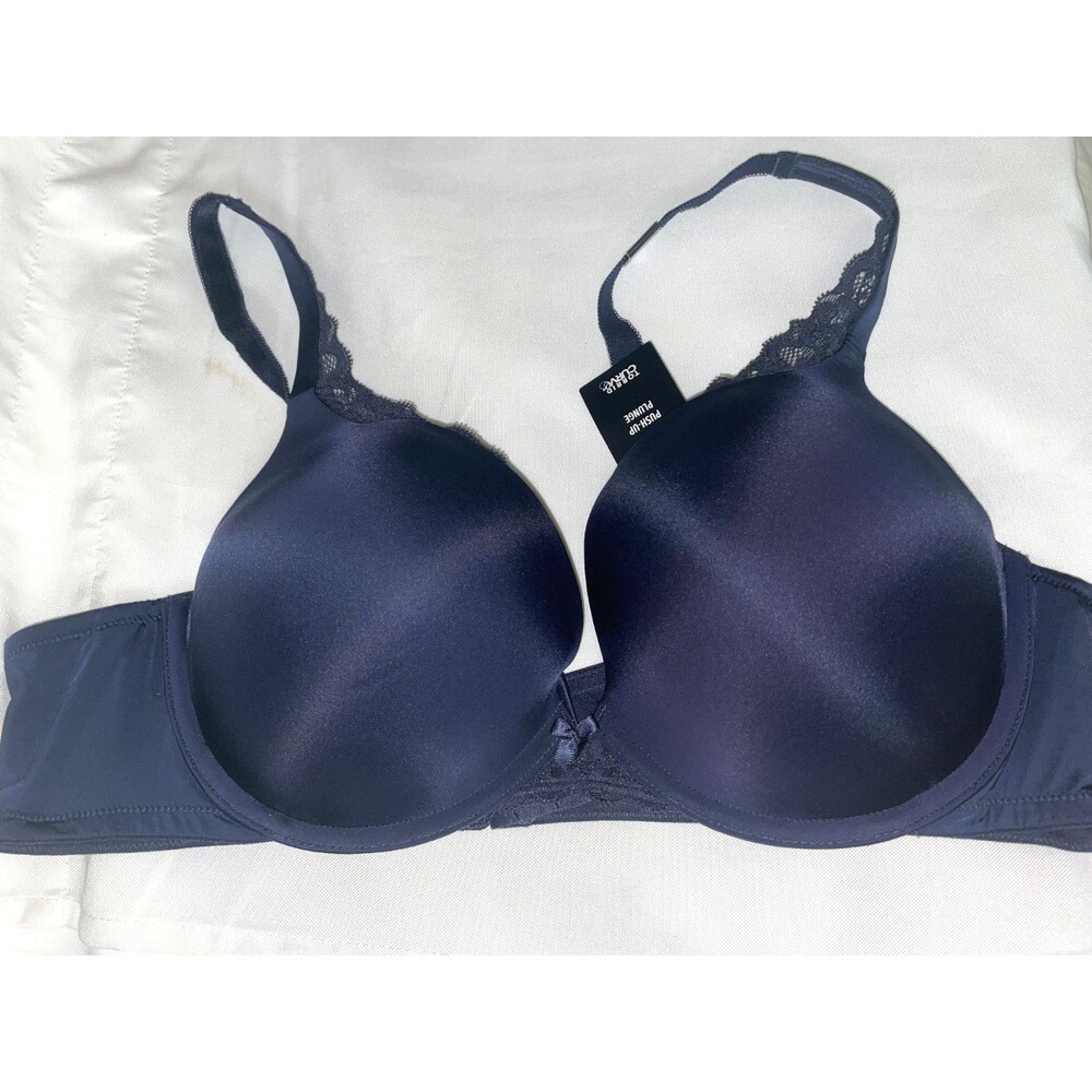 Torrid Curve bra Underwire 44B plunge Push up Black NWT